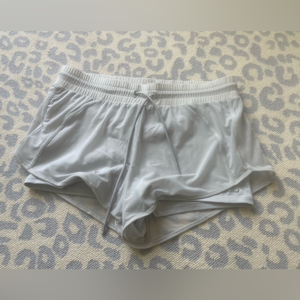 ALO Yoga Light Gray Athletic Shorts